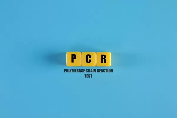 PCR text on yellow cubes