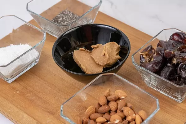 Peanut butter Almonds Coconut Chia Seeds and Dates (Flip 2019)