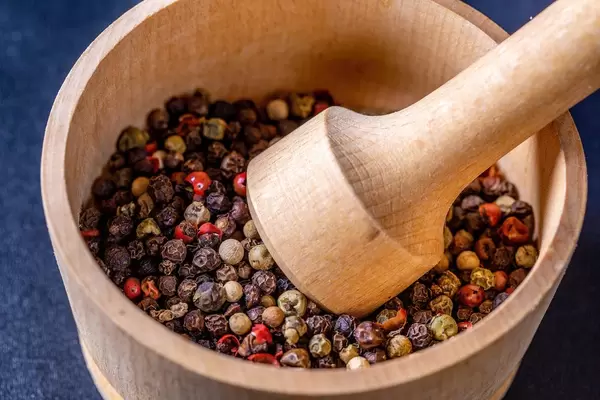 Pepper mixture in a mortar