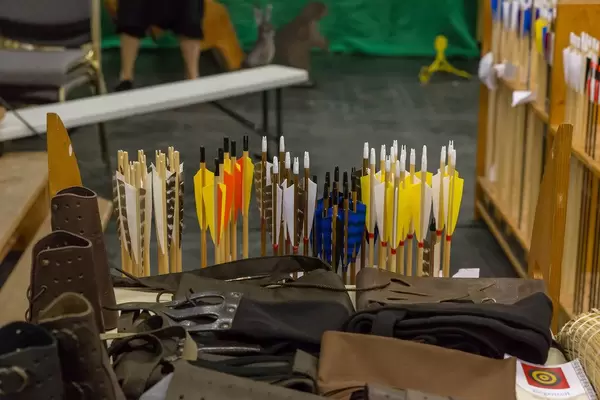 Pfeile und Bogenschützen-Ausrüstung für LARP