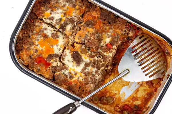 Pie with Eggplant Leek Paprika and Minced Meat (Flip 2019)