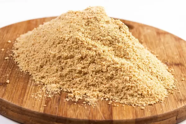 Pile of Ground Biscuits auf dem Brett