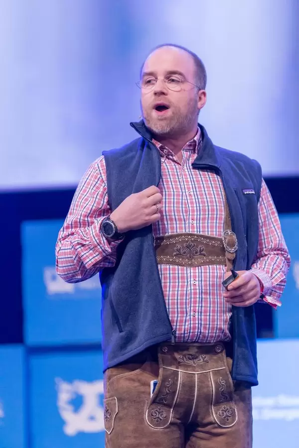 Pitch Doktor - Cristoph Sollich hält eine Rede