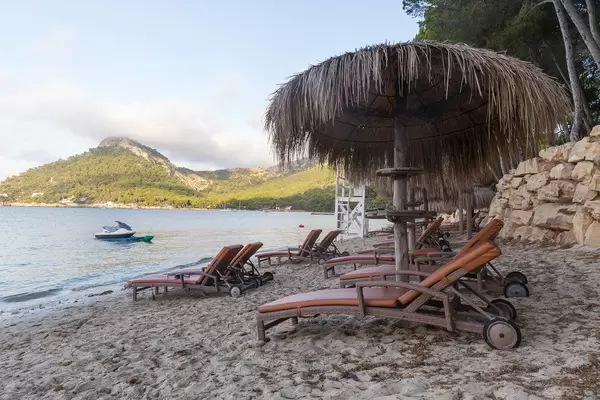 Platja de Formentor, Bereich La Veranda. Strand am Cap de Formentor bei Port de Pollença, Mallorca