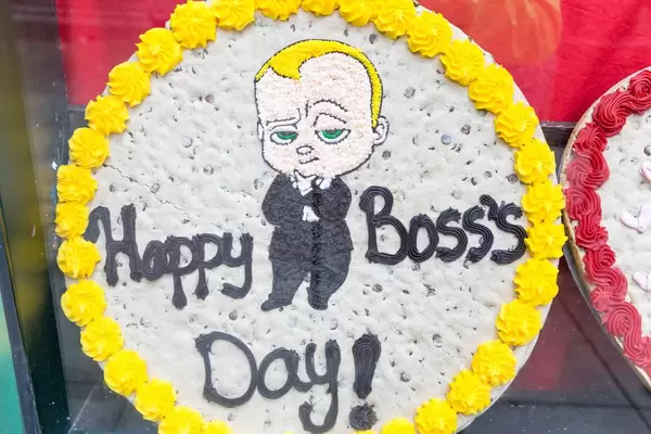 Plätzchen-Kuchen Happy Boss Day von Mr. Fields