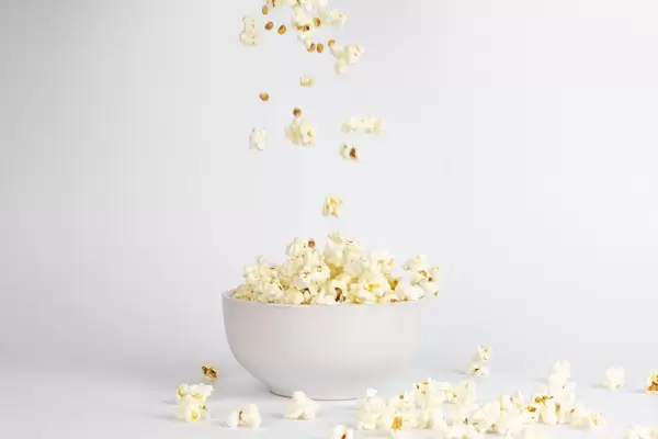 Popcorn Falling In The Plate