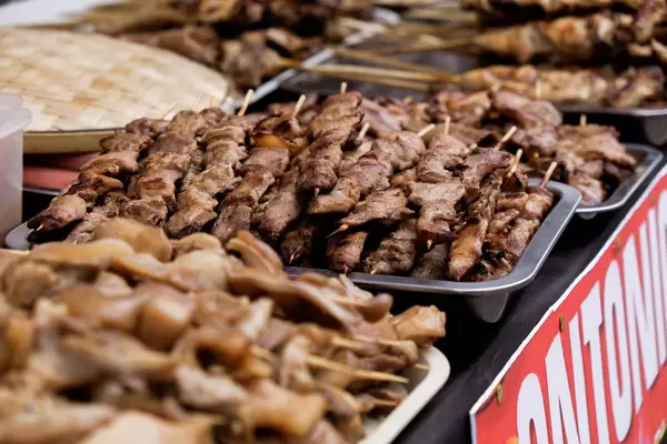 Pork barbeque displayed on a tray