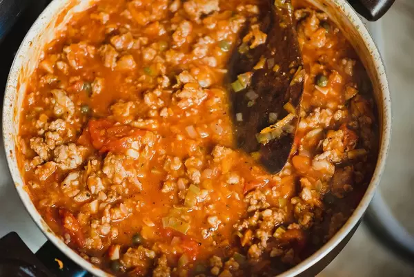 Porkmeat Sauce With Onions And Tomatoes (Flip 2019)