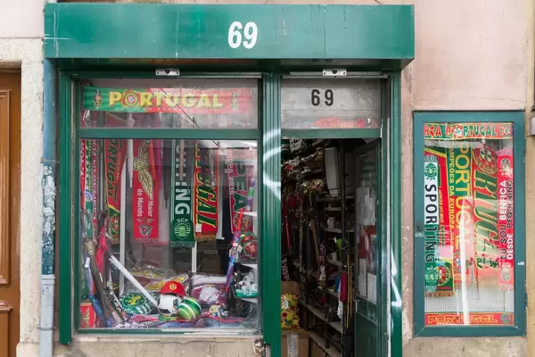 Portugal-Fanshop: Fußball, Schal, Trikot, Benfica Lissabon