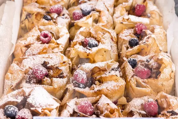 Poushe Strudel: Waldbeeren-Mix und Vanille