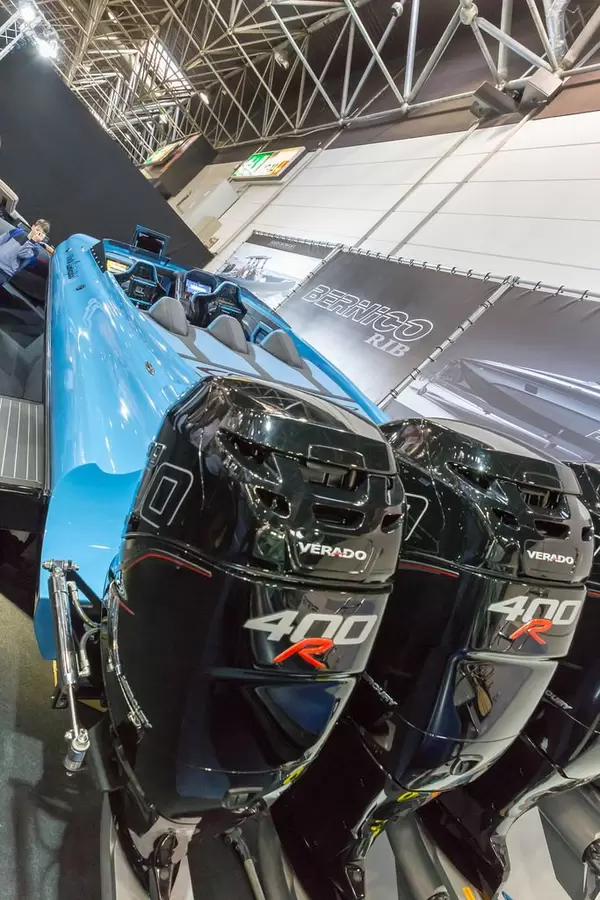 Powerful outboard engines Verado 400R - Boot Düsseldorf 2018