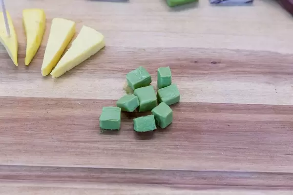 Premium Creamcheese mit weißer Schokolade und Matcha