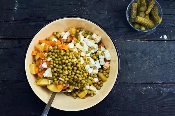 Process of Olivier salad preparation