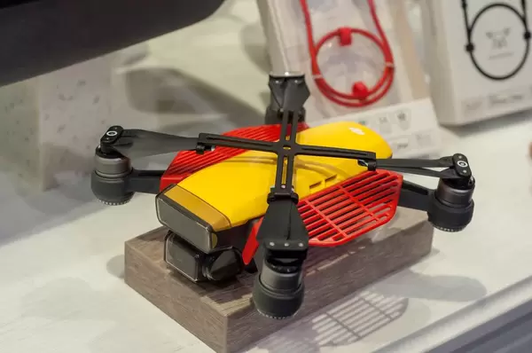 Propeller-Halter, Fingerschutz und Gimbal-Cover für die DJI Spark von Adam Elements