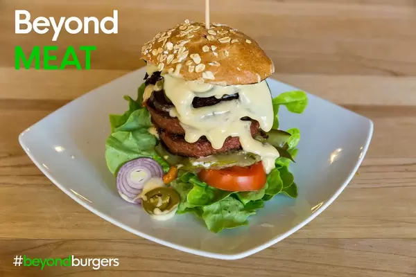 Protein-rich and vegan Beyond Meat Burger, for a gluten-free diet without soy, provide the best IPO since 2000 thanks to the hype of LIDL sales.