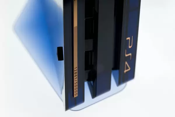 PS4 Pro 500 Million Edition
