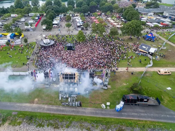 Publikum beim Springinsfeld-Festival 2017