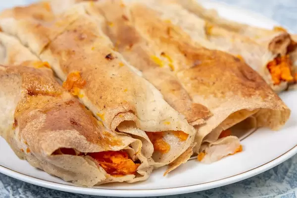 Pumpkin Cake rolled on the plate (Flip 2019)