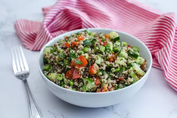 Quinoa Salad with Cucmber, Tomato and Edamame  (Flip 2019)