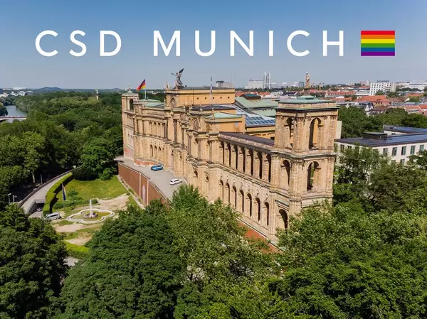 "CSD Munich" Bildtitel mit einer Regenbogenflagge und der Sehenswürdigkeit Maximilianeum in München