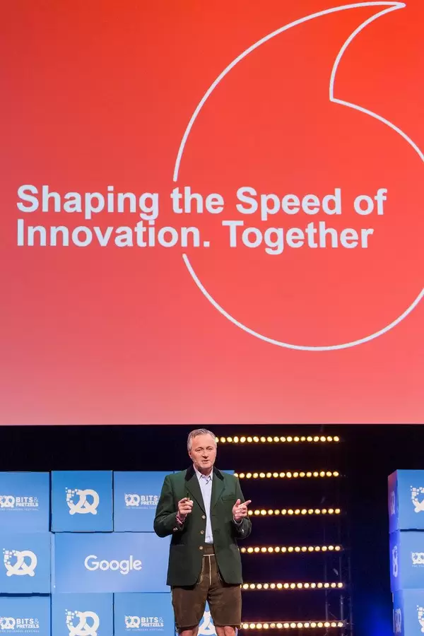 "Shaping the speed of innovation. Together": the topic of Hannes Ametsreiter's talk at Bits & Pretzels 2019