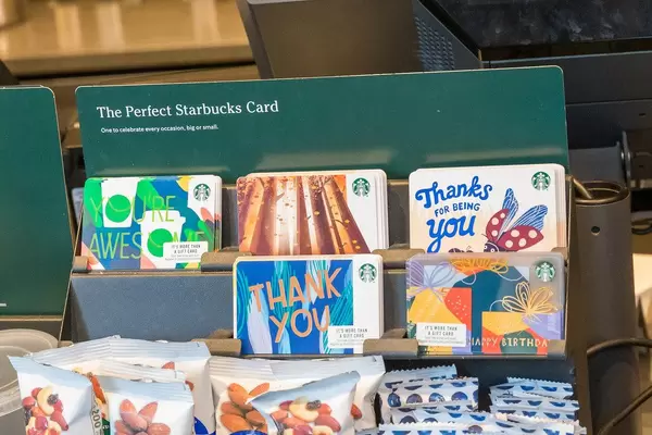 "The perfect Starbucks Card": Gutscheinkarten als Geschenkidee bei Starbucks