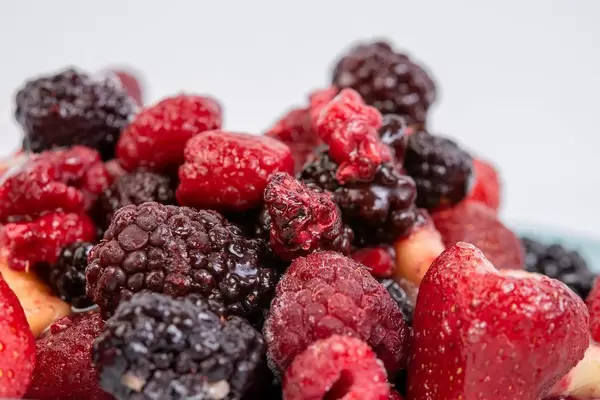 Raspberry Blackberry and Banana mixture for Smoothie