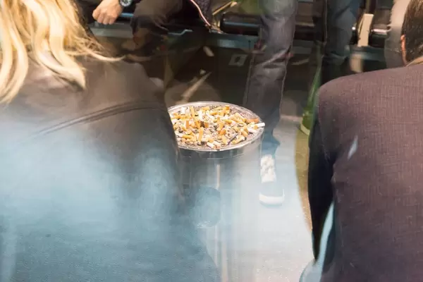 Raucherlounge am Helsinki-Flughafen