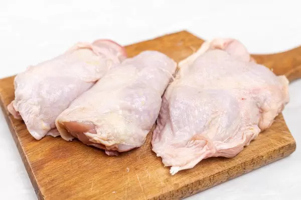 Raw Chicken Drumsticks without bones