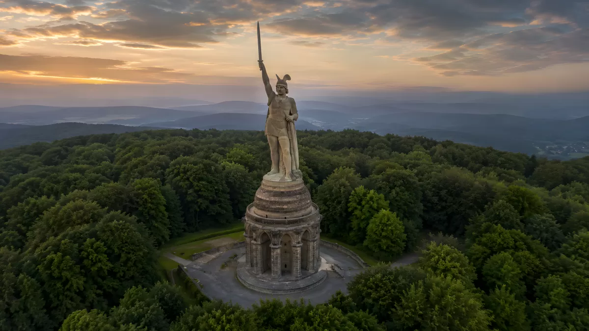 Rechtsextreme besetzen Hermannsdenkmal