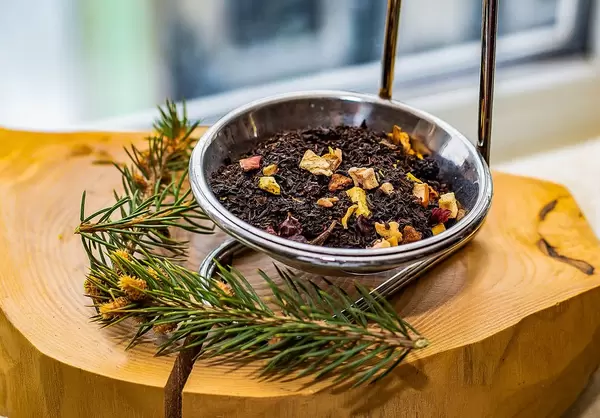 Red Green tea with Fruits