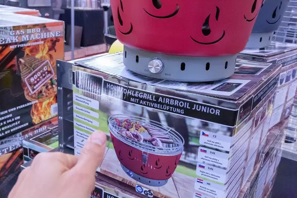 Regieanweisung Holzkohlegrill