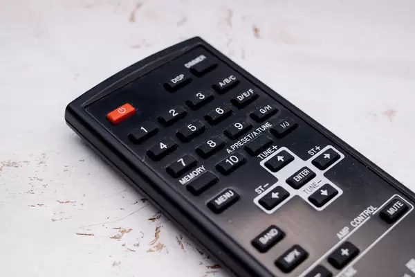 Remote control  (Fernbedienung)