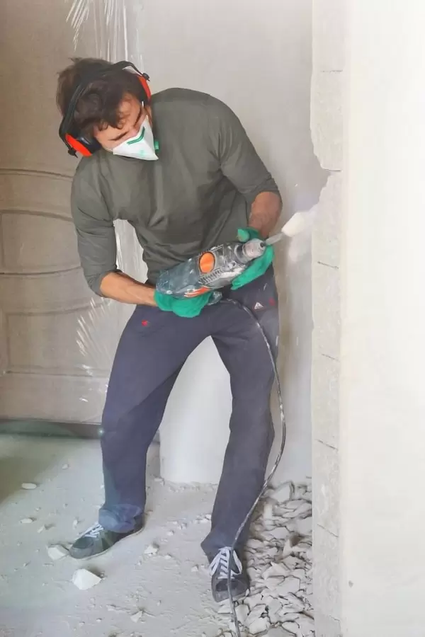 Renovierung mit Presslufthammer