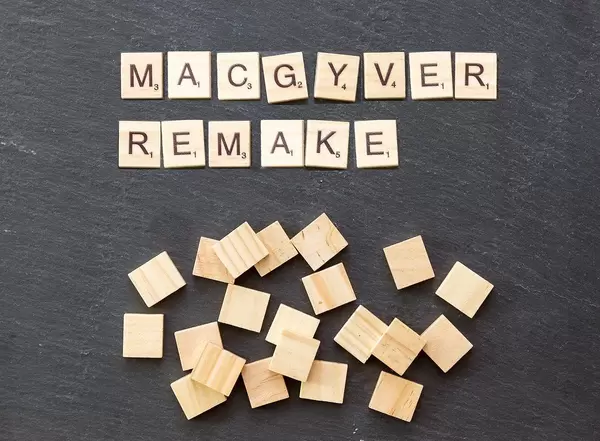 Retro action tv show: Mac Gyver Remake