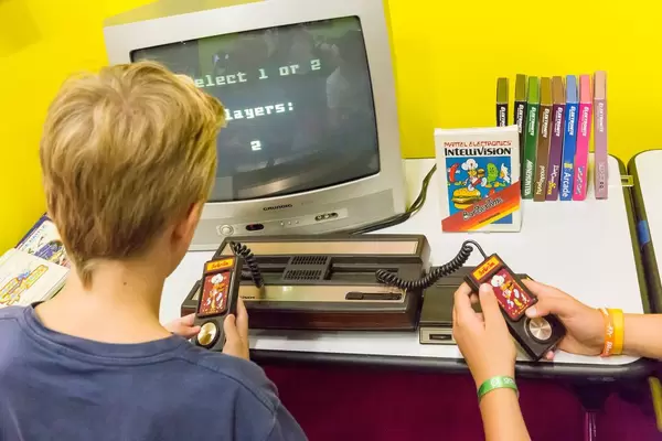 Retro-Gaming auf der Intellivision Konsole - Gamescom 2017, Köln