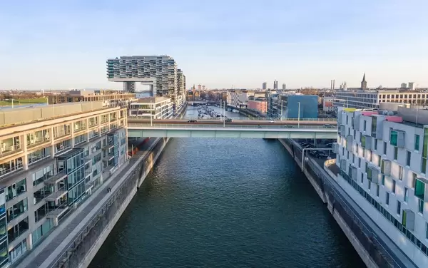 Rheinauhafen Köln im Sonnenuntergang