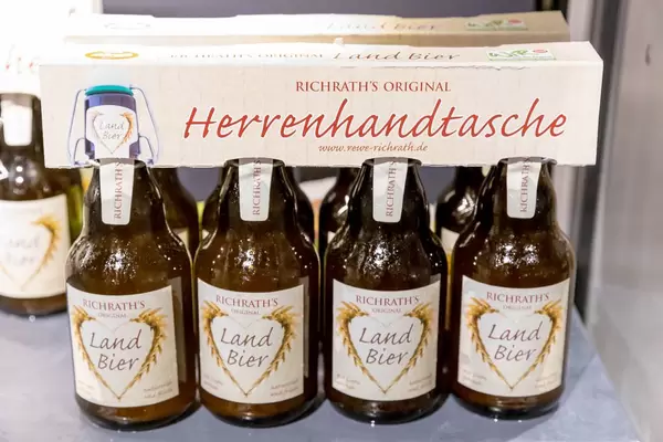 Richrath's Original Herrenhandtasche Land Bier
