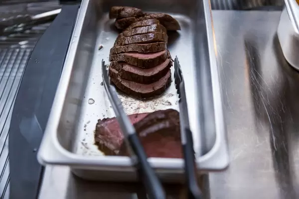 Rinderfilet halb gar