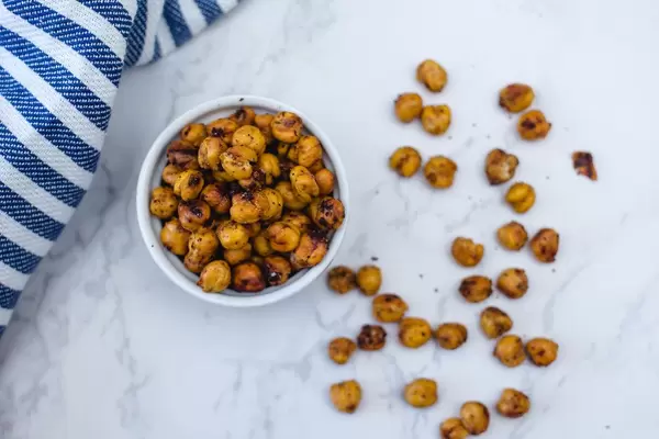Roasted Chickpeas with Spices