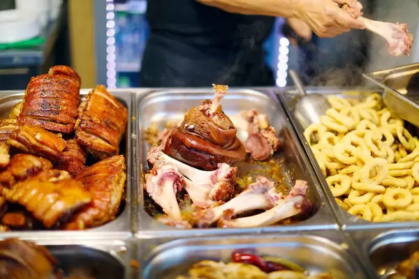 Roasted pork leg at Christmas market (Flip 2019)