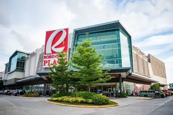 Robinsons Mall in San Jose, Antique