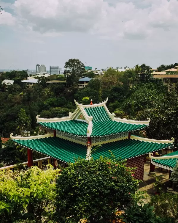 Roof of a Chinese shrine (Flip 2019)