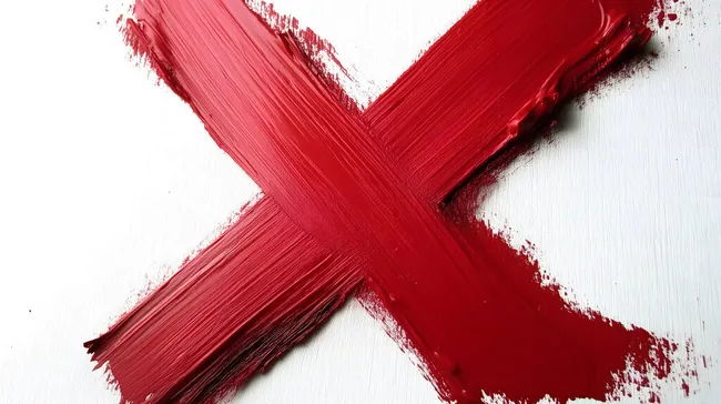 Rotes abstraktes Kreuzpinselstrichmuster auf weißem Hintergrund