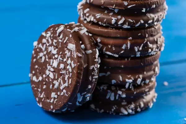 Round Chocolate Sandwich Biscuits
