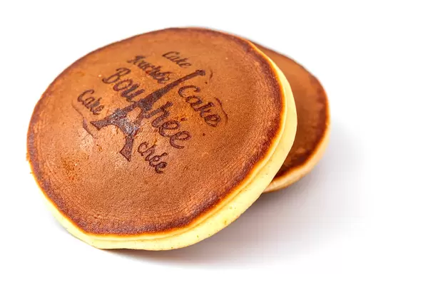 Round pancakes cakes with filling inside