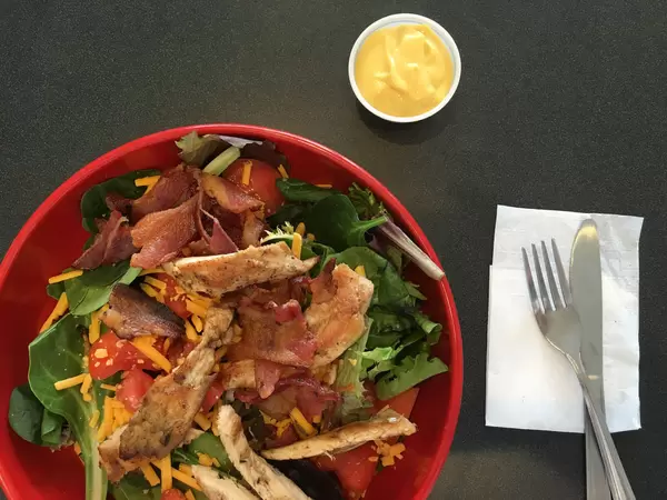 Salad with Chicken and Baken