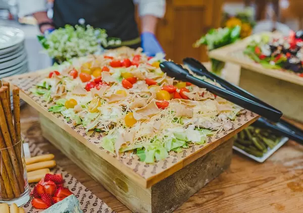 Salad With Tomato And Chips (Flip 2019)
