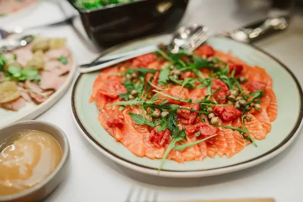 Salmon Appetizer With Paprica And Caper (Flip 2020)