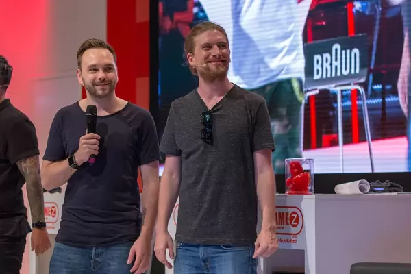 Sarazar auf der Gamez-Bühne während der Gamescom 2018